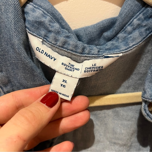 Oversized Button-Down Boyfriend Shirt - Picture 4 of 5